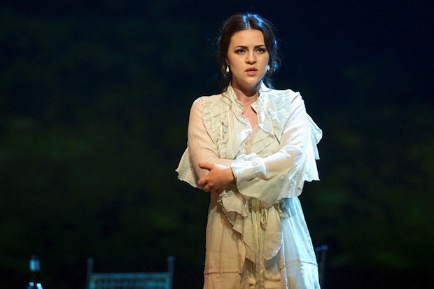 Crítica del tercer reparto de La Traviata en el Teatro Real
