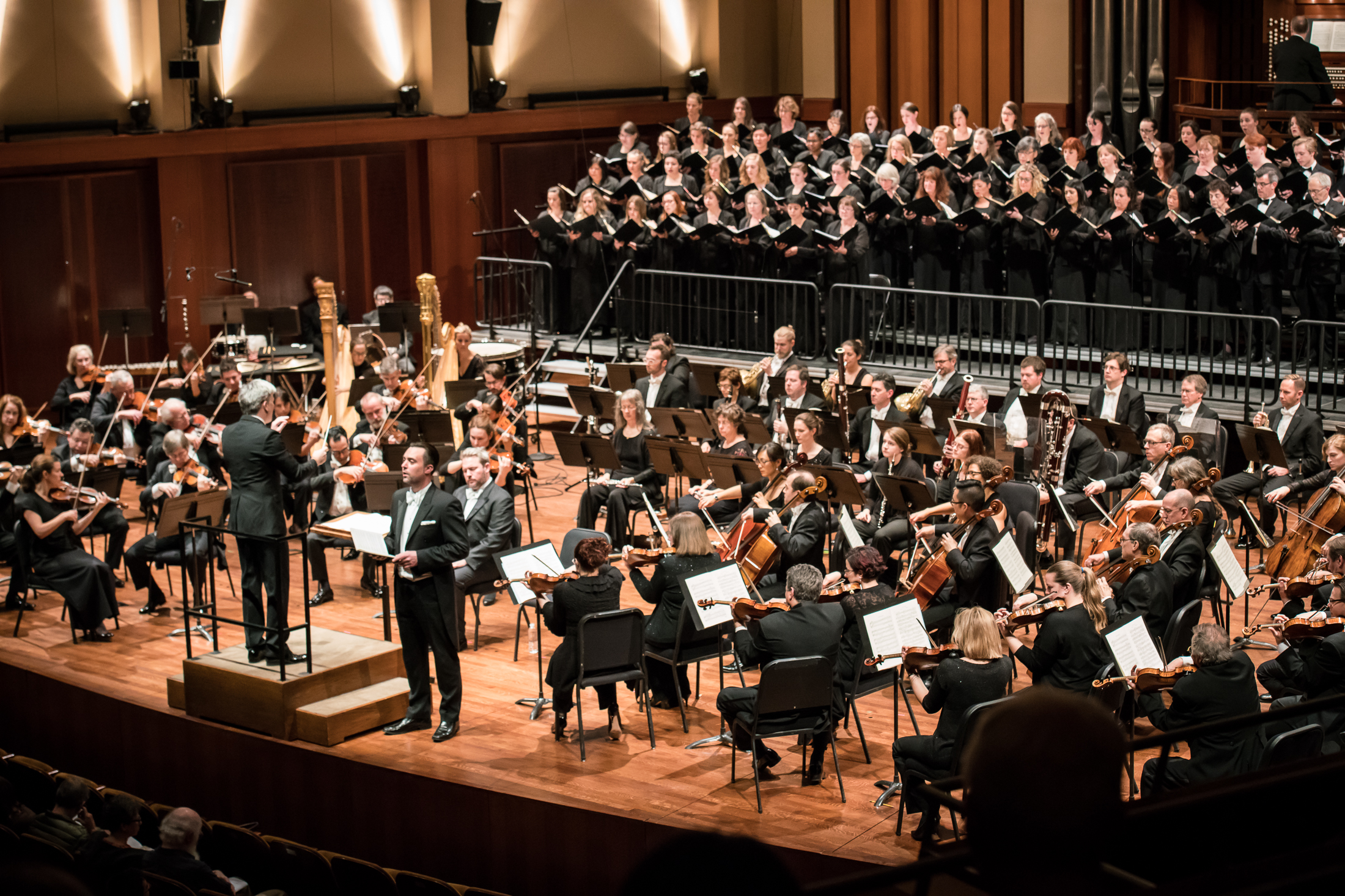 Seatte Symphony plays Elgar's Dream of Gerontius