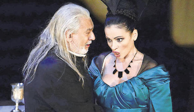 Davinia Rodríguez debuta en el Liceu con Plácido Domingo