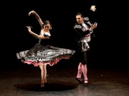 Soujung Youn y Juan Berlanga bailan “Bolero 1830” en la Gala Danza Española ADE. Foto: David Mudarra