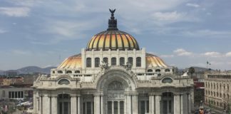 El Palacio de Bellas Artes (Ciudad de México) Foto: ©Fdoble