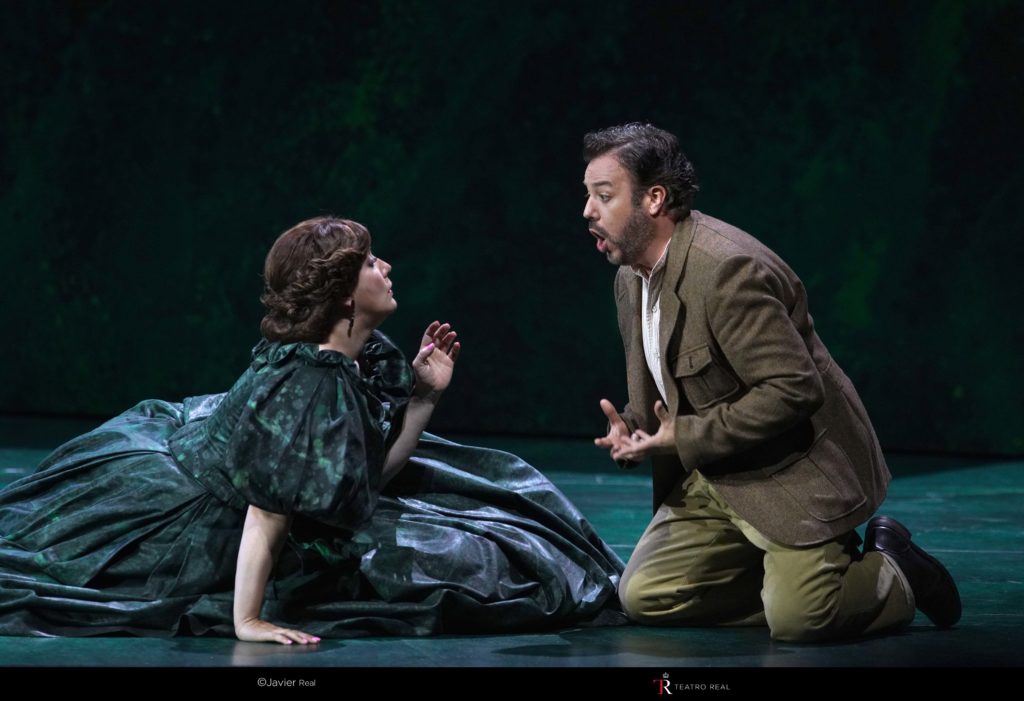 Saioa Hernández y Eduardo Aladrén en una foto de ensayo de "Nabucco" del Teatro Real