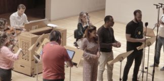 Un ensayo de "Cantatas a duelo", que esta tarde se interpretará en el Auditorio Nacional de Música de Madrid