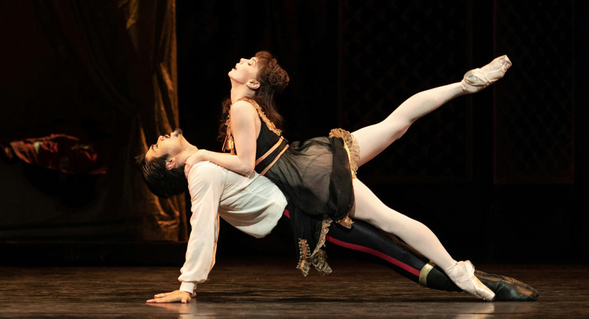 Las estrellas Natalia Osipova y Ryoichi Hirano en un momento de "Mayerling" / Foto: Royal Opera House