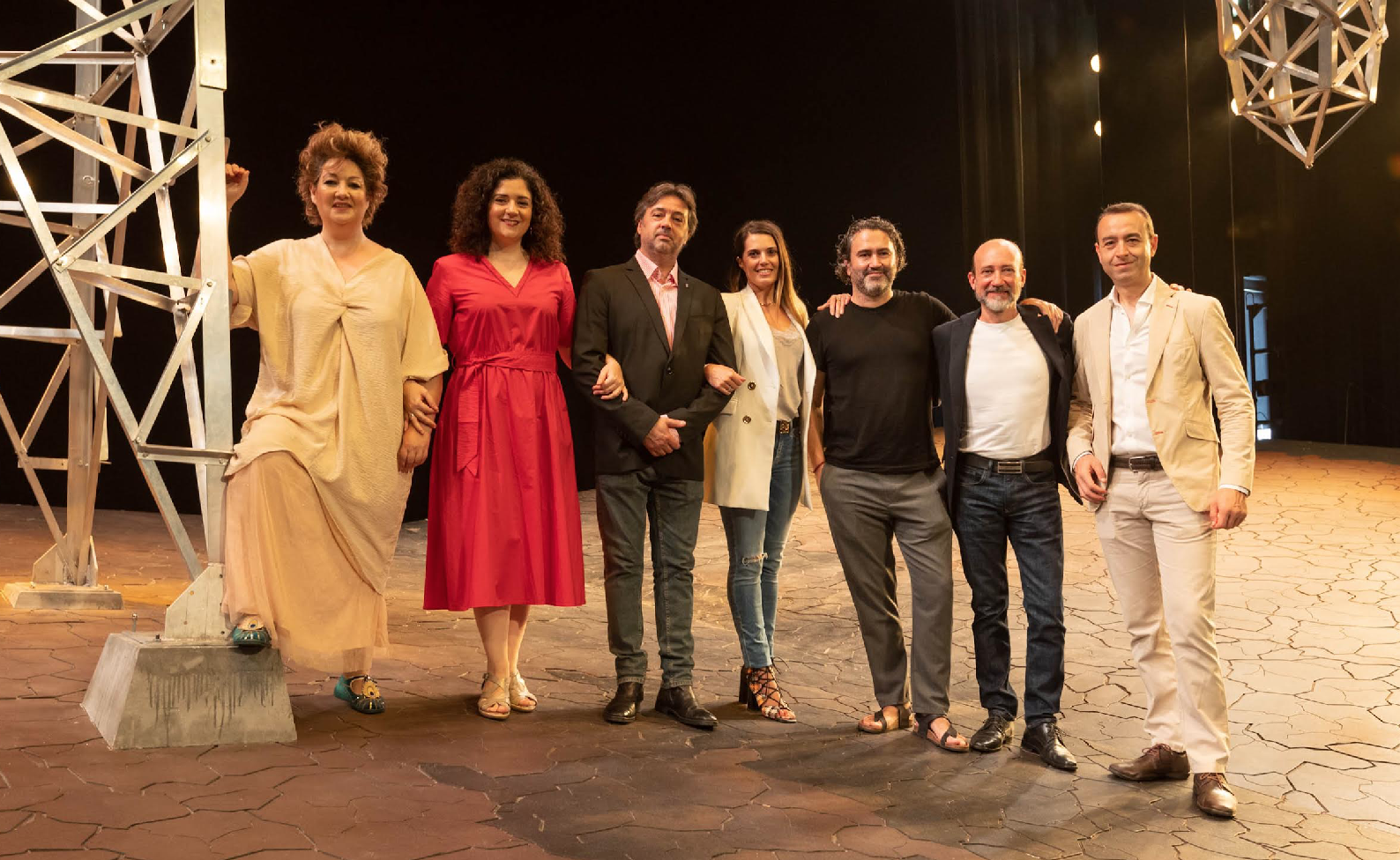 El elenco de "Fuenteovejuna" en la Ópera de Tenerife / Foto: uditorio de Tenerife