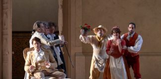 Una escena de "Le nozze di Figaro" en Sevilla / Foto: © Guillermo Mendo - Teatro de la Maestranza