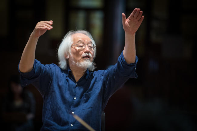 Maestro Masaaki Suzuki. Foto de Patrick Allen