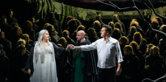 Tamara Wilson, Günther Groissböck y Piotr Beczała en "Lohengrin." Foto: Marty Sohl / Met Opera
