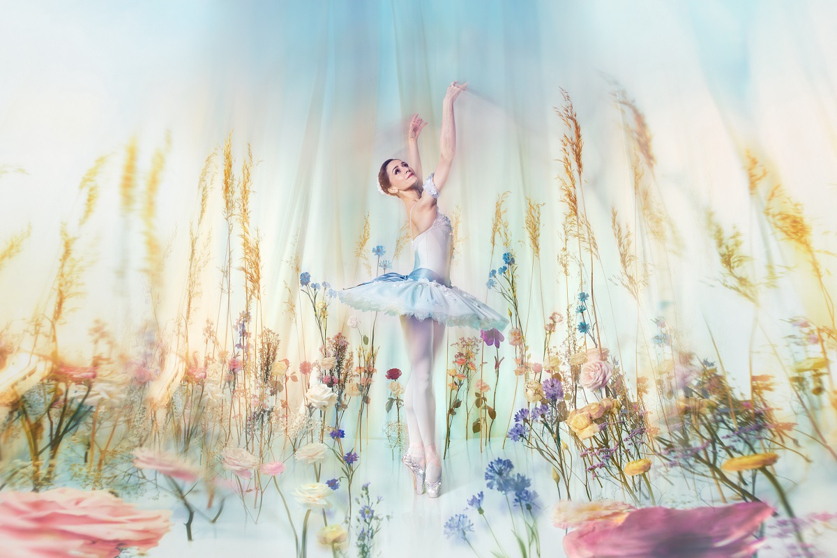 Marianela Núñez en una imagen promocional de "La Cenicienta" del Royal Ballet 