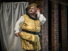 Luis Cansino como Sir John Falstaff en el Teatro Nacional de Brno / Foto: ND Brno