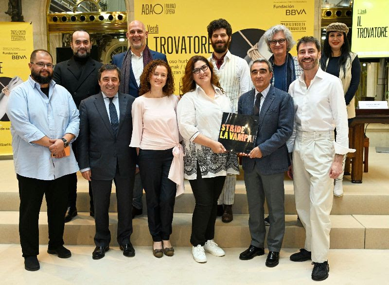 Artistas y responsables de ABAO Bilbao Opera en la presentación a la prensa de "Il trovatore" 