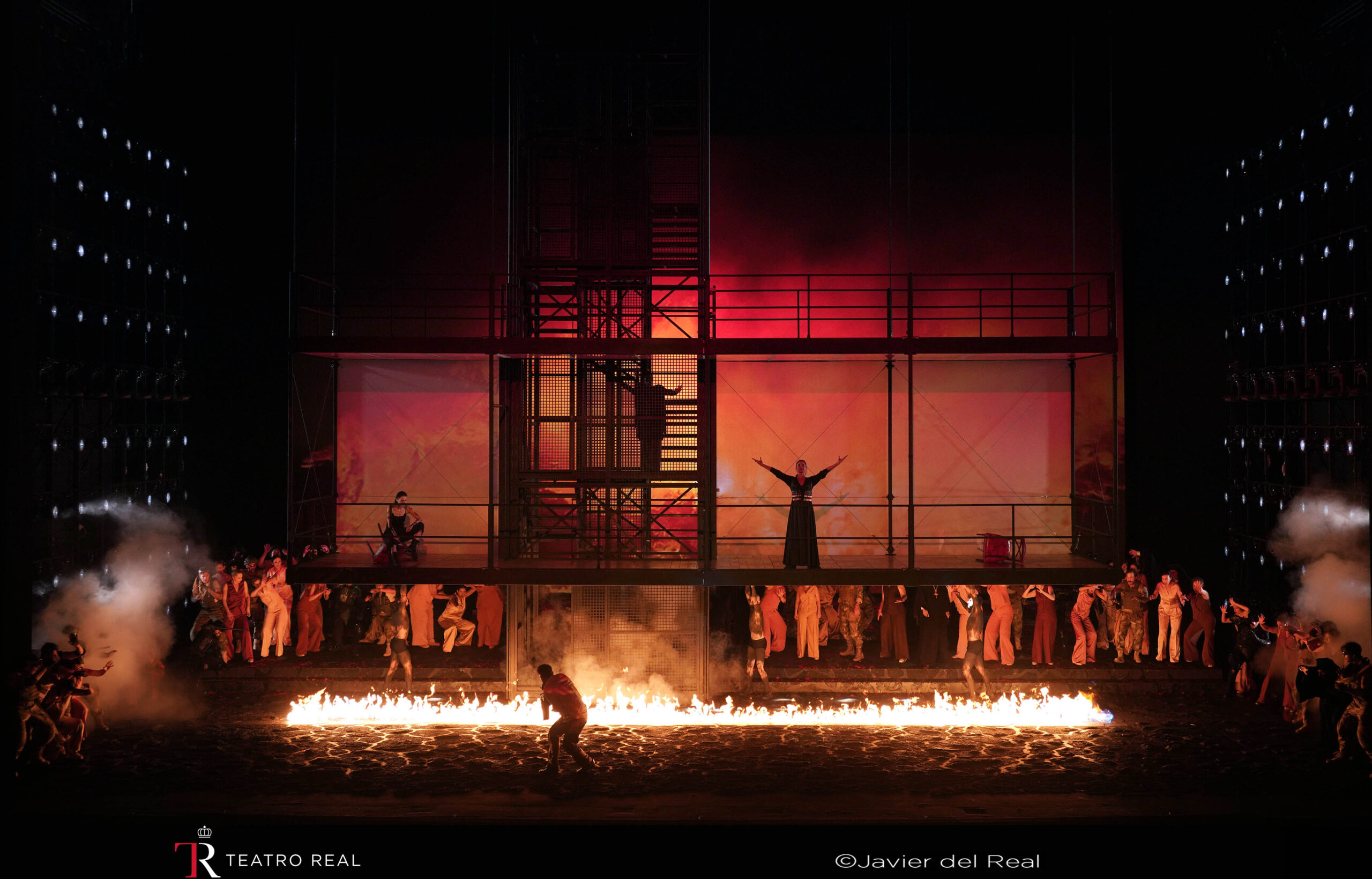 Escena final de "Medée" en el Teatro Real / Foto: Javier del Real 