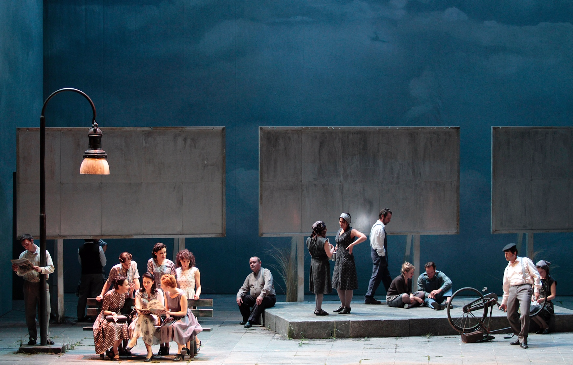 Una imagen de la producción de "L'elisir d'amore" que podrá verse en ABAO Bilbao Opera / Foto: Teatro Regio di Torino